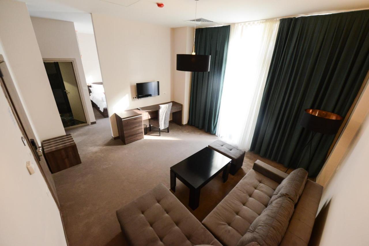 Hotel Cara 28 สโกเปีย ภายนอก รูปภาพ