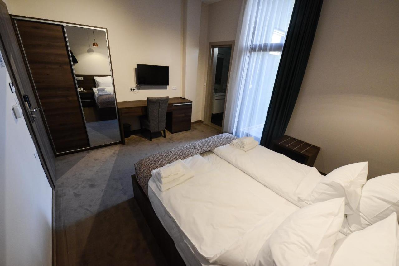 Hotel Cara 28 สโกเปีย ภายนอก รูปภาพ